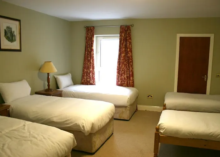 Parliament Inn