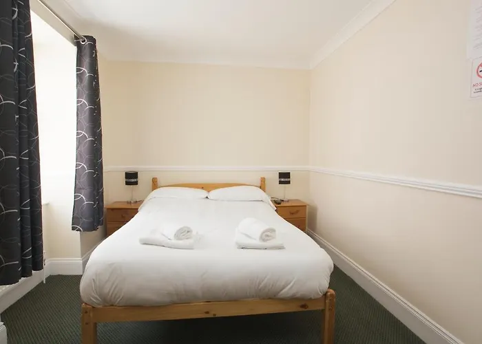 All Seasons Lodge Hotel