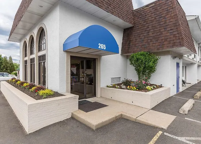 Motel 6-Warminster, Pa