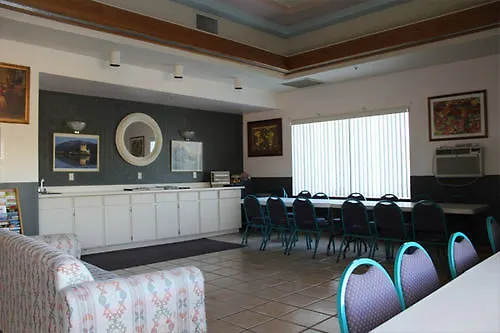 Goodnite Inn And Suites Of Bullhead City