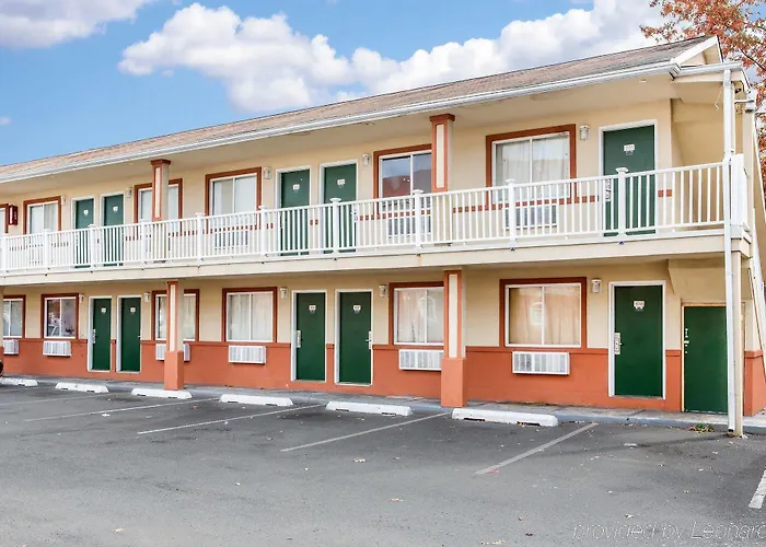 Economy Motel