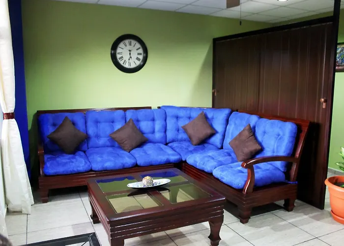 San Salvador Cheap Hotels