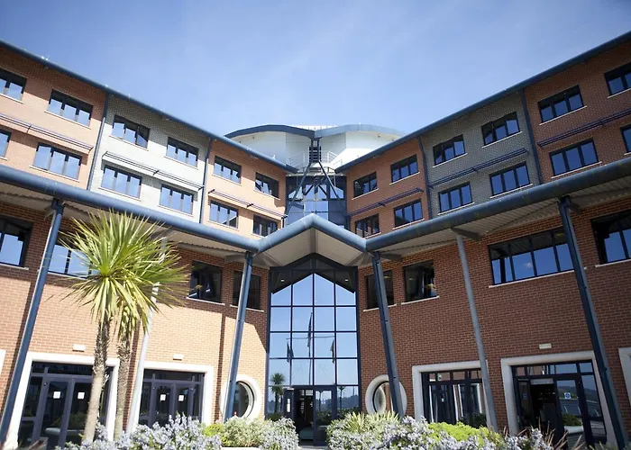Rnli College