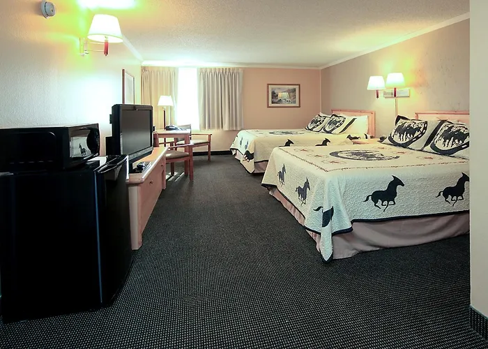 Yellowstone Pioneer Lodge