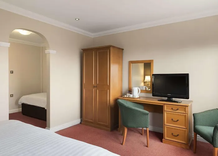 Aston Court Hotel