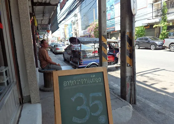 Sakol Hotel