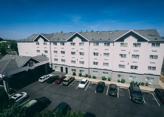 Holiday Inn Express & Suites Portland East By Ihg