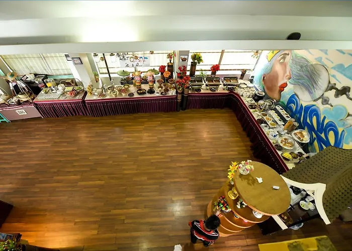 Hotel Queen Mandalay