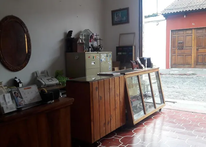 Hotel De Cortez Y Larraz