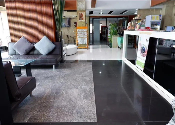 Izen Budget Hotel & Residence