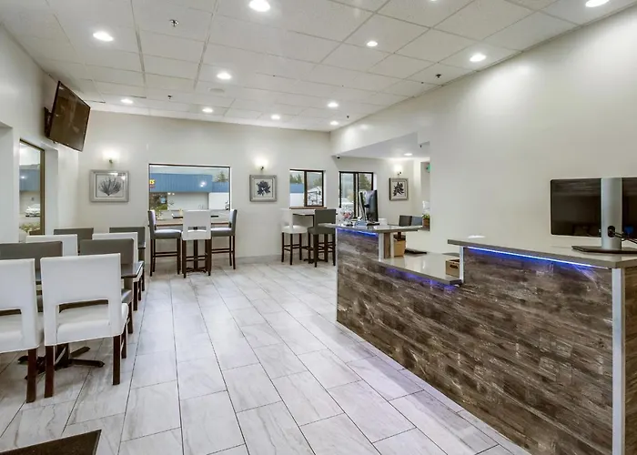 Red Lion Inn & Suites Seaside