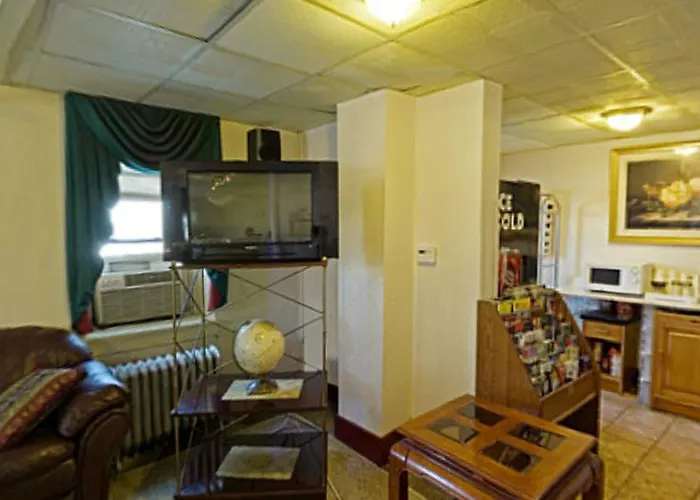 Americas Best Value Inn Dearborn