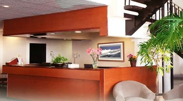 Comfort Inn Vancouver Airport