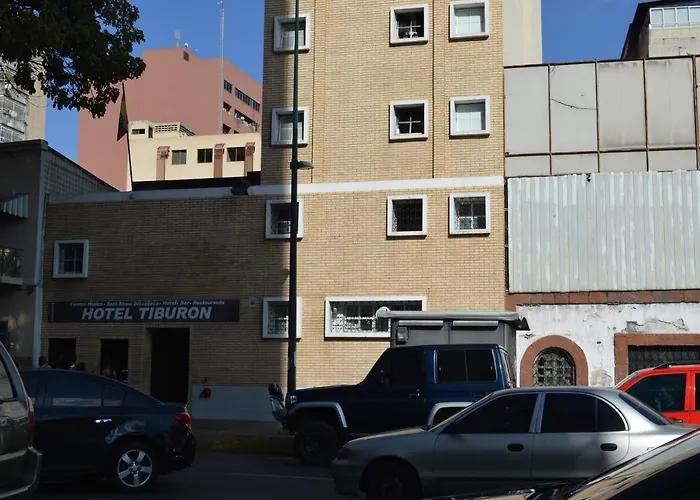 Hotel Tiburon