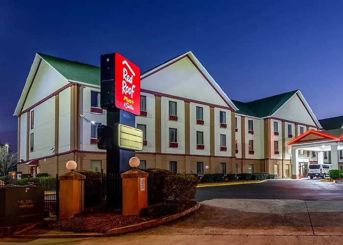 Red Roof Plus+ & Suites College Park - Atl Airport