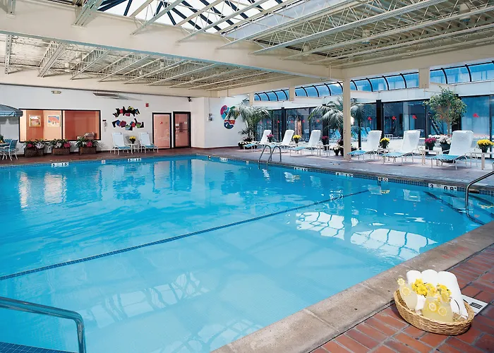 Ramada By Wyndham Buffalo Downtown