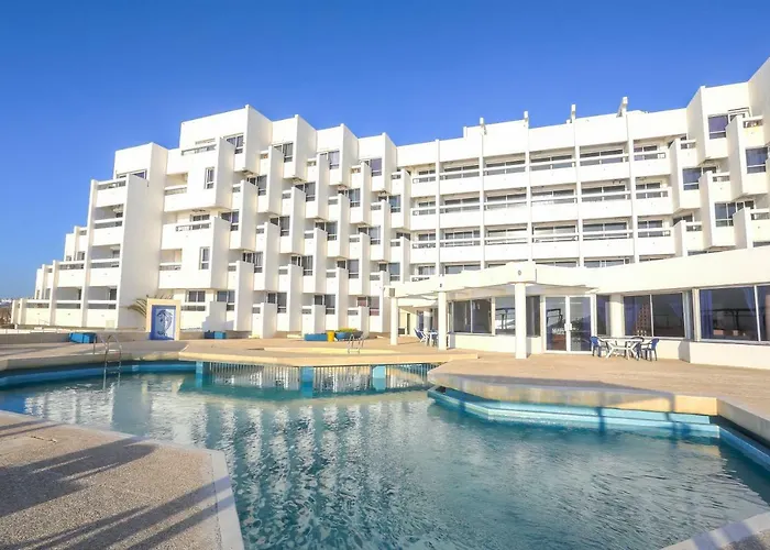 Umh Tarik Hotel
