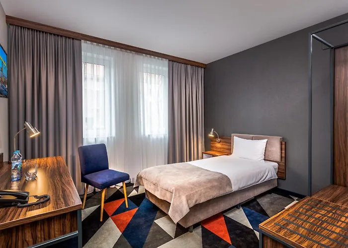 Vulcan Hotel