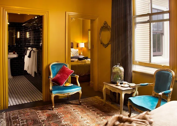 The Royal Hotel Featherston - Boutique Hotel