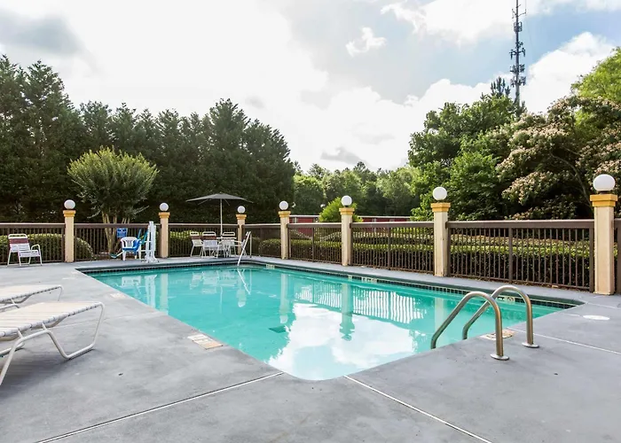 Royal Palms Inn