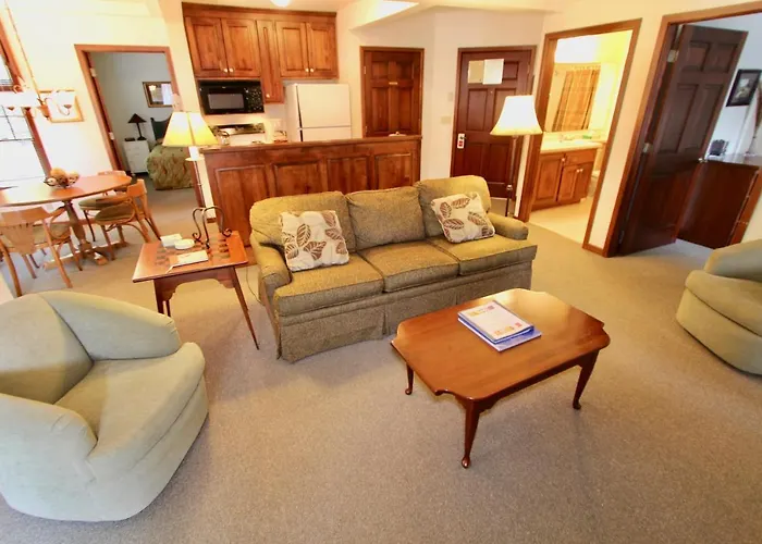 Baileys Harbor Yacht Club Resort