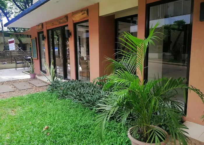 Coron Ecolodge