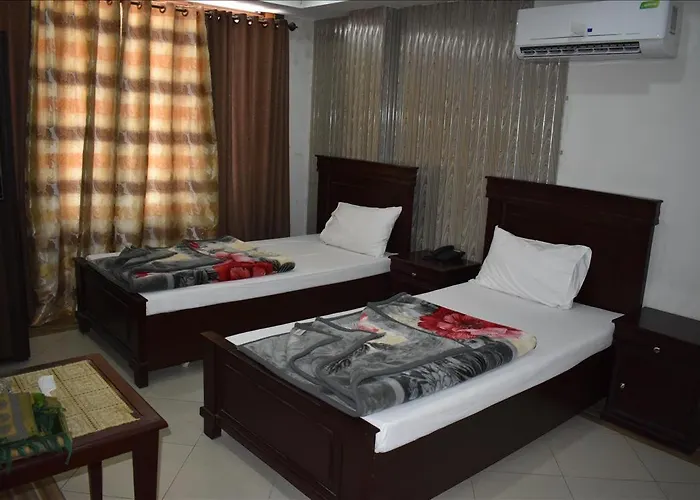 Hotel Kashmir Inn