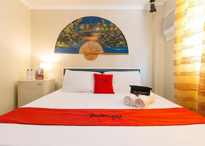 Reddoorz Plus At Lagoon Resort Zambales